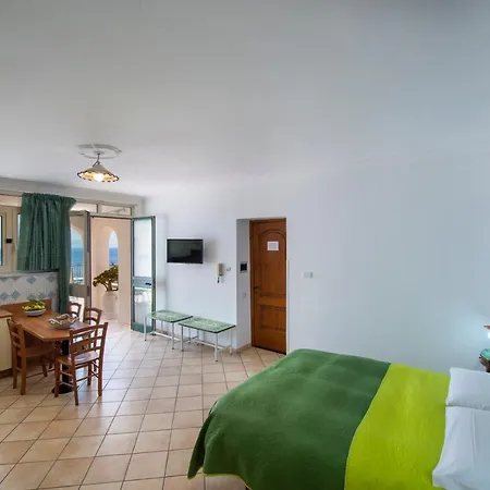 Il Giardino Dei Limoni Aparthotel