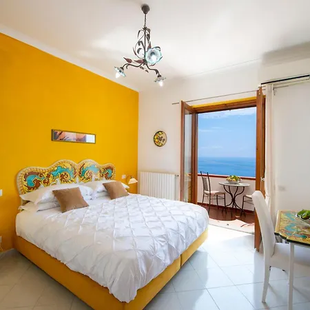 Apart Otel Il Giardino Dei Limoni 4*