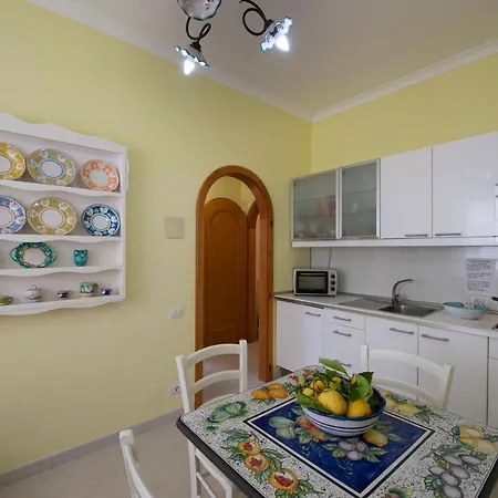 Il Giardino Dei Limoni Apartmanhotel Praiano
