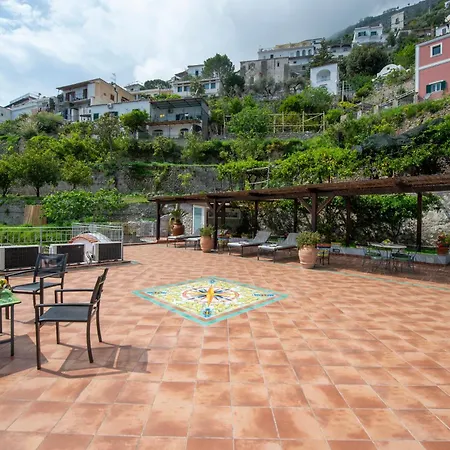 Il Giardino Dei Limoni 4*